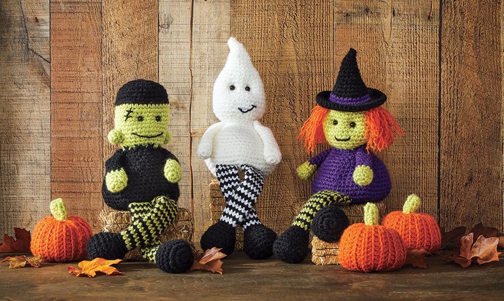 Halloween Shelf Sitters Crochet Kit