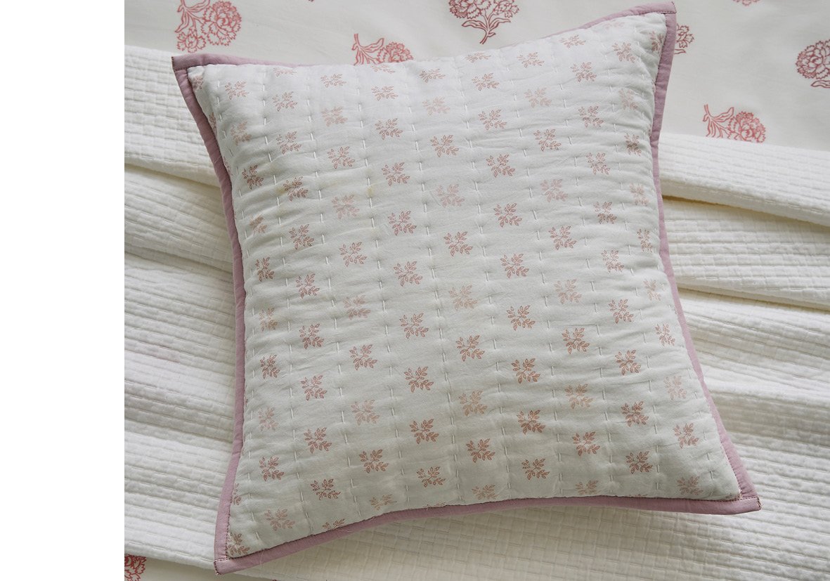 Murmur Clemmie Bedding in Rose Shell & White