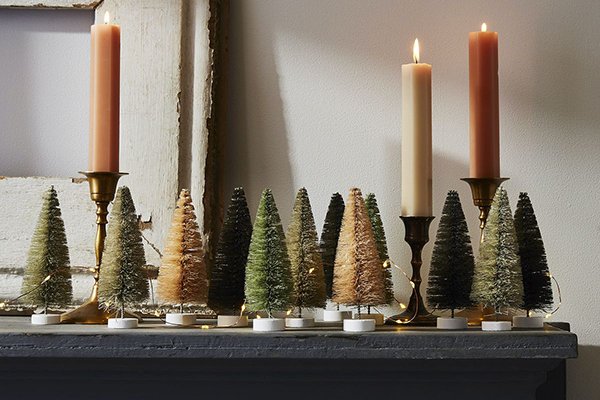 We’re Settling It: When's the Right Time to Decorate for the Holidays?